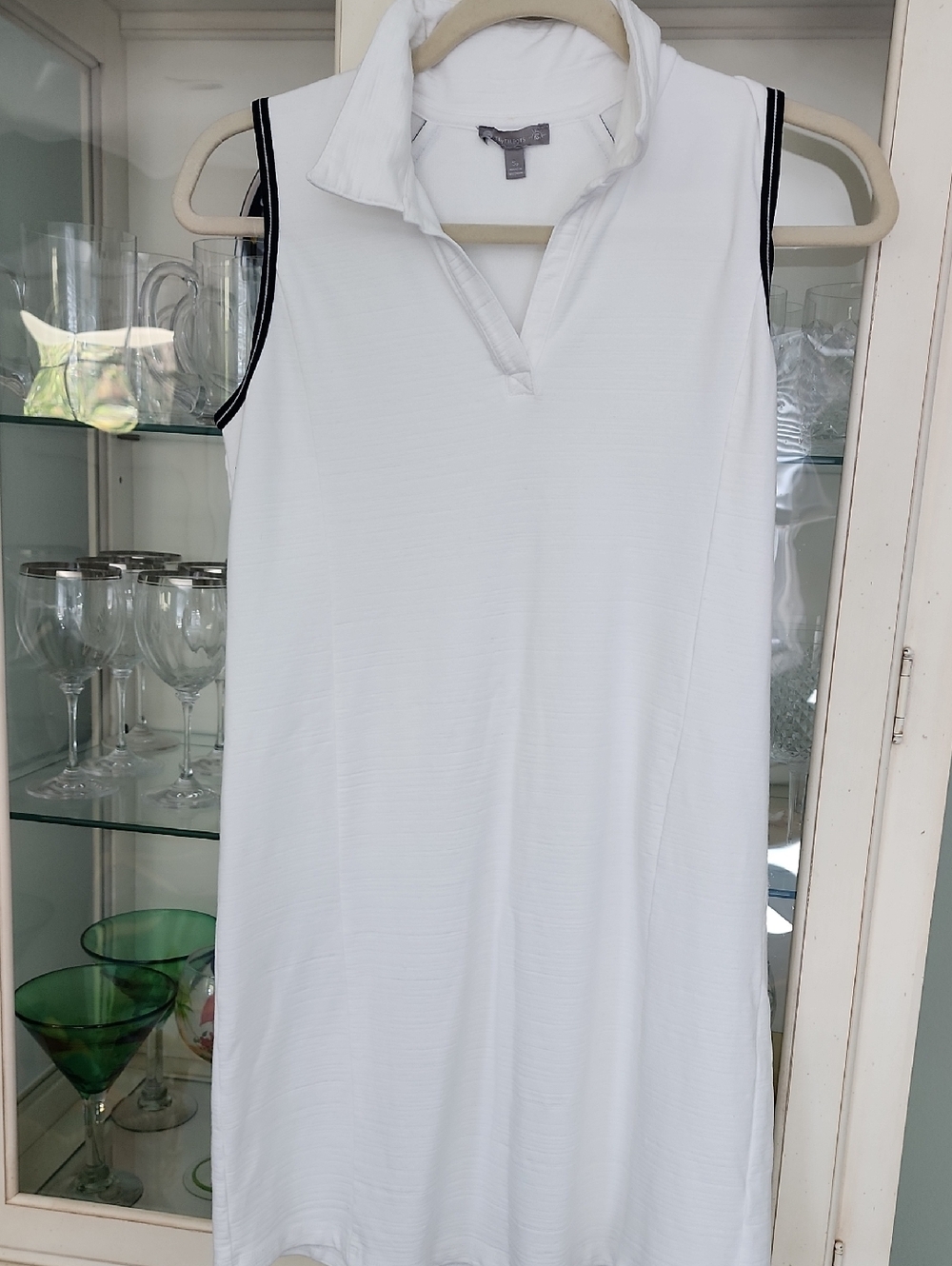 Talbots White Shirt with Gray Tag Detail